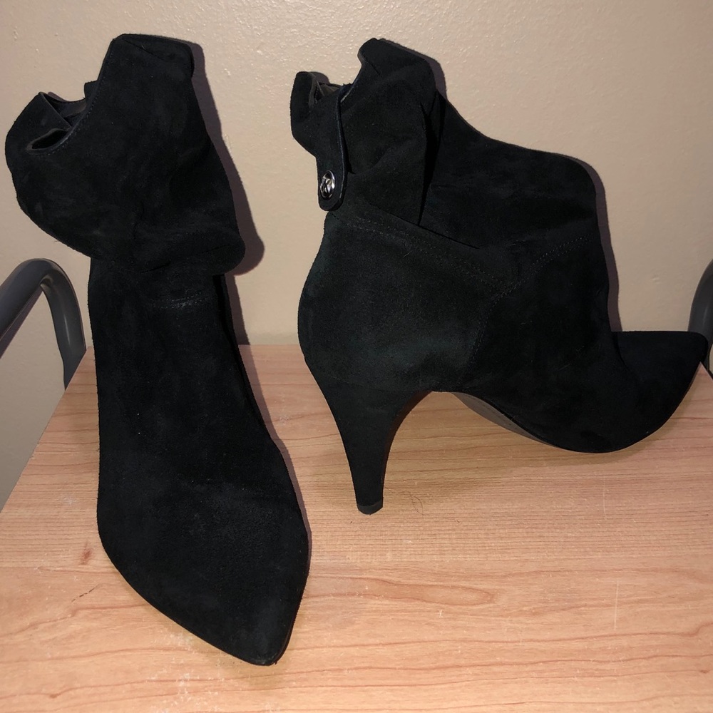 AUTHENTIC Michael Kors Heeled Booties